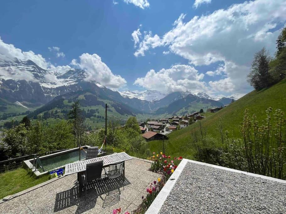 Chalet Sonnenheim, Wohnung Mit Panoramafenster Адельбоден Экстерьер фото